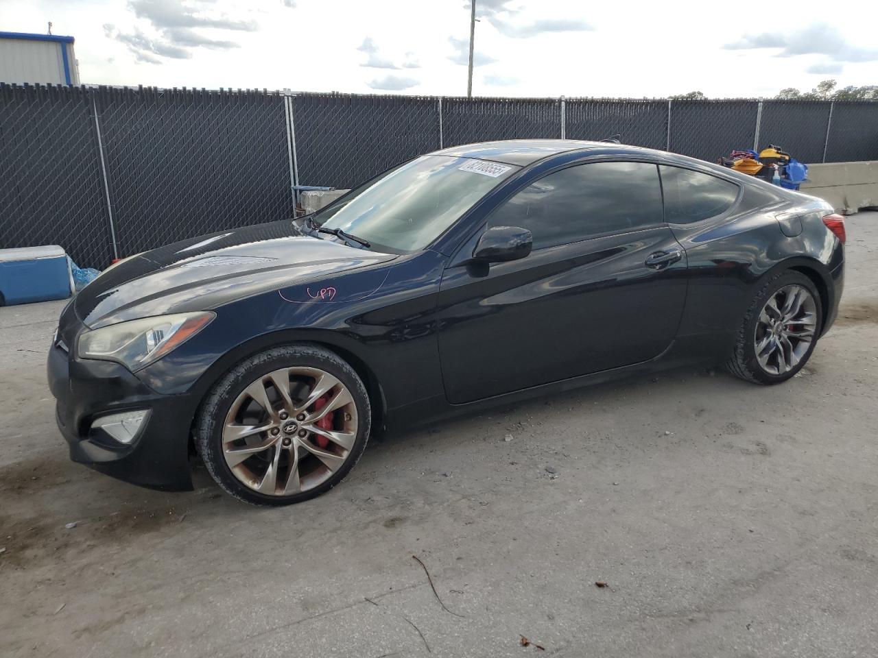 2014 Hyundai Genesis co 2.0T