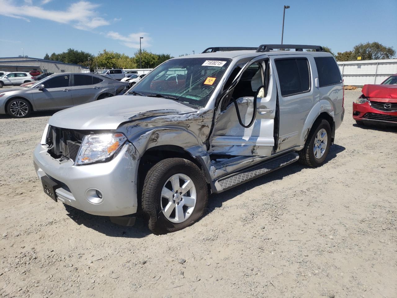 2012 Nissan Pathfinder s S