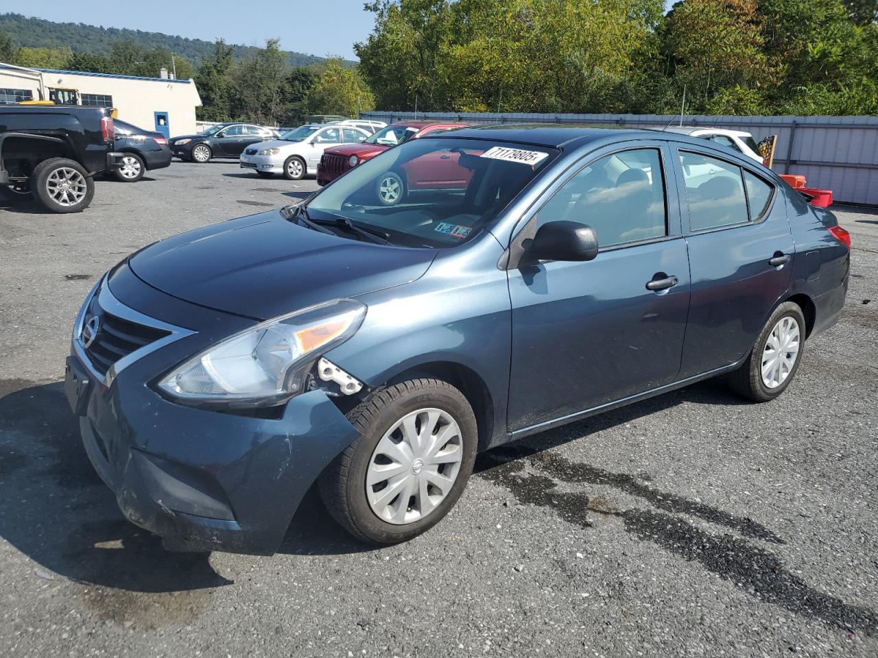 2015 Nissan Versa s S
