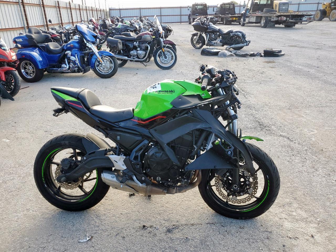 2022 Kawasaki Ex650 N