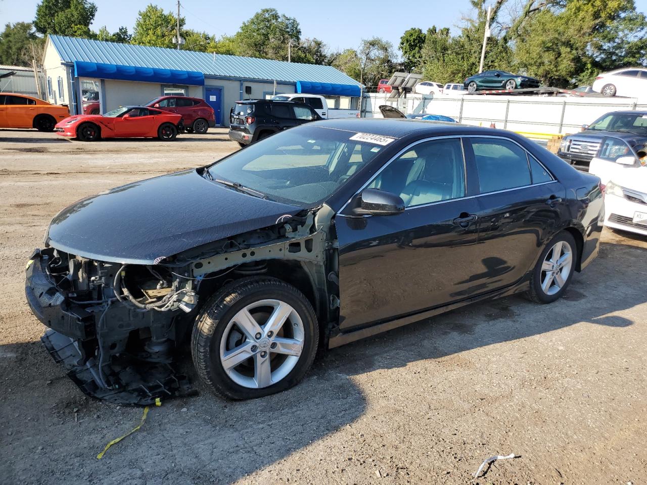 Toyota Camry l