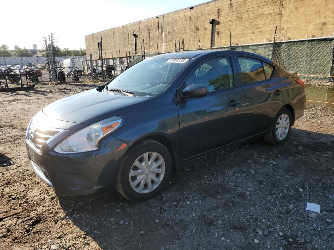 2017 Nissan Versa s S