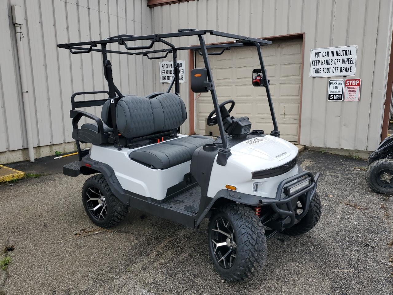 2025 Denago E Golf Car