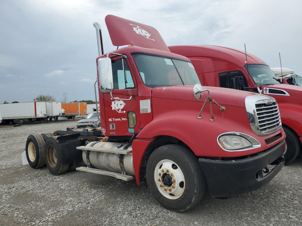 2009 Freightliner Columbia COLUMBIA