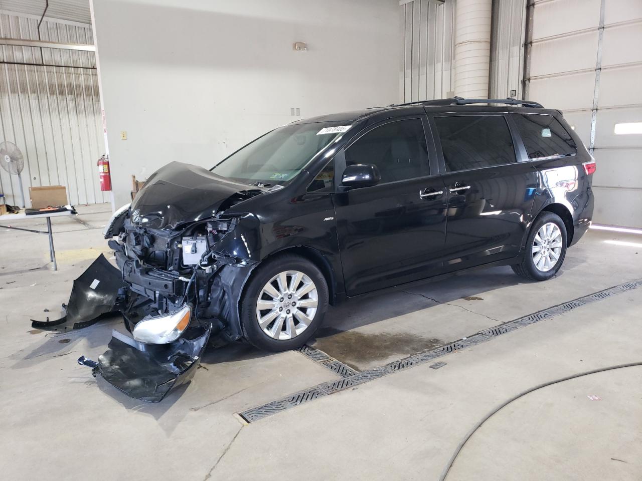 2016 Toyota Sienna xle XLE