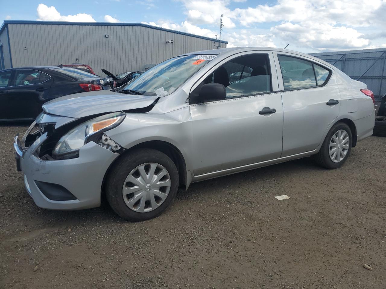2015 Nissan Versa s S
