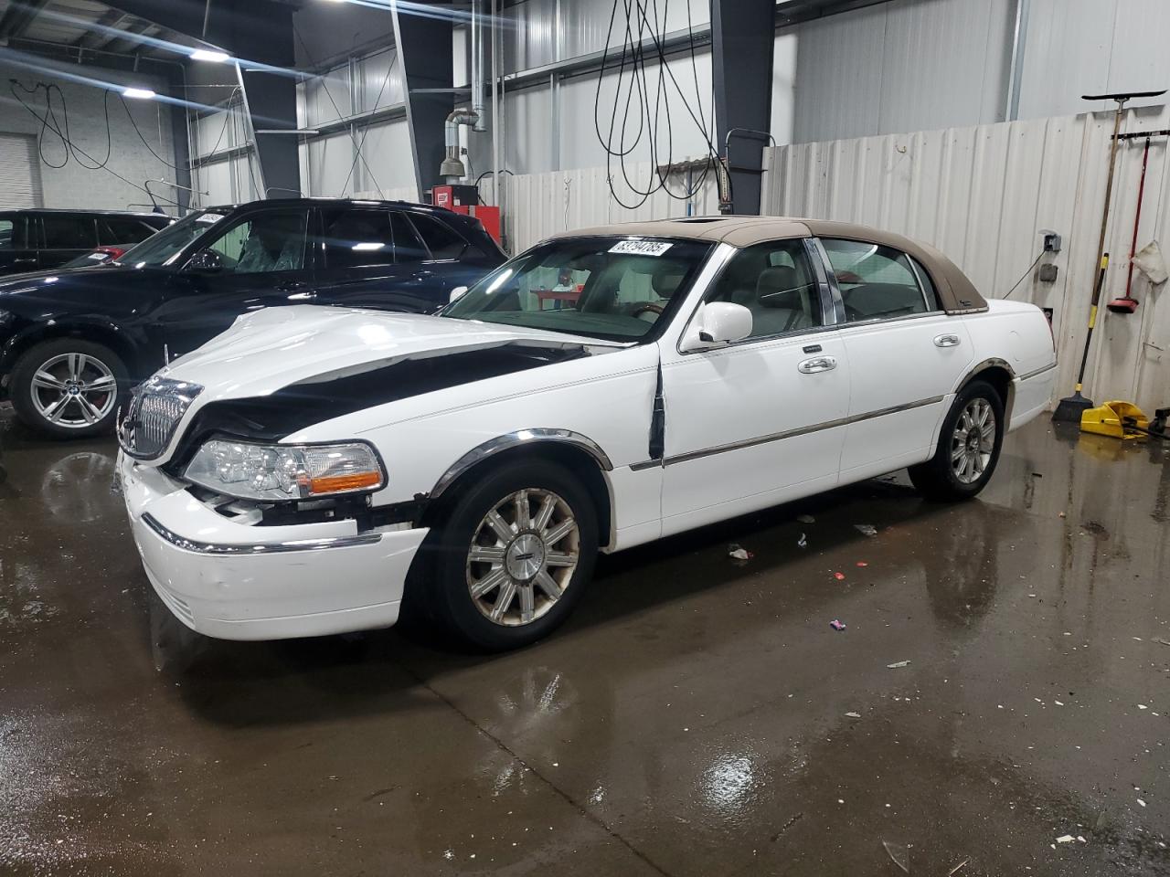 Lincoln Town Car