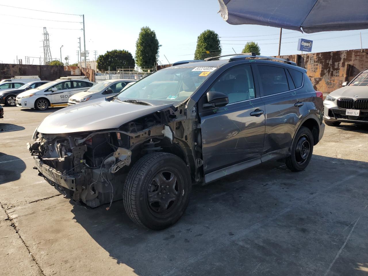 2013 Toyota Rav4 le LE