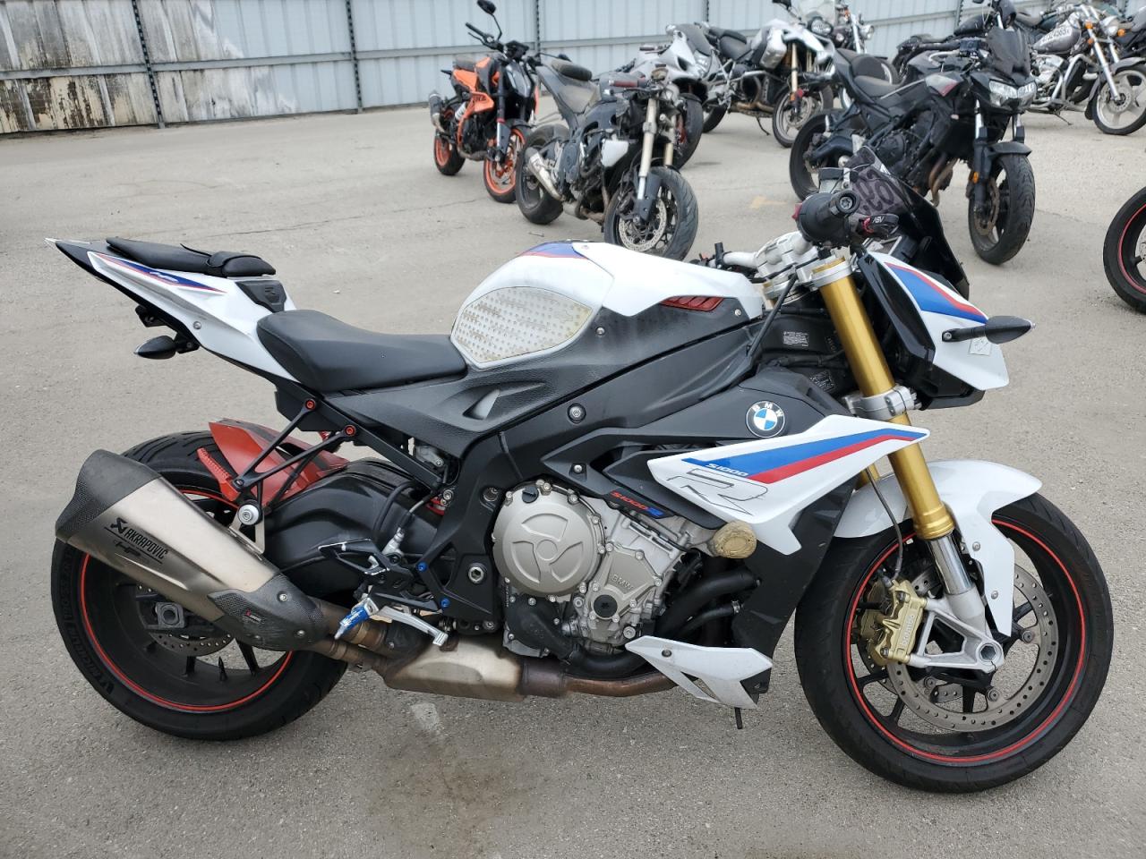 2019 BMW S 1000