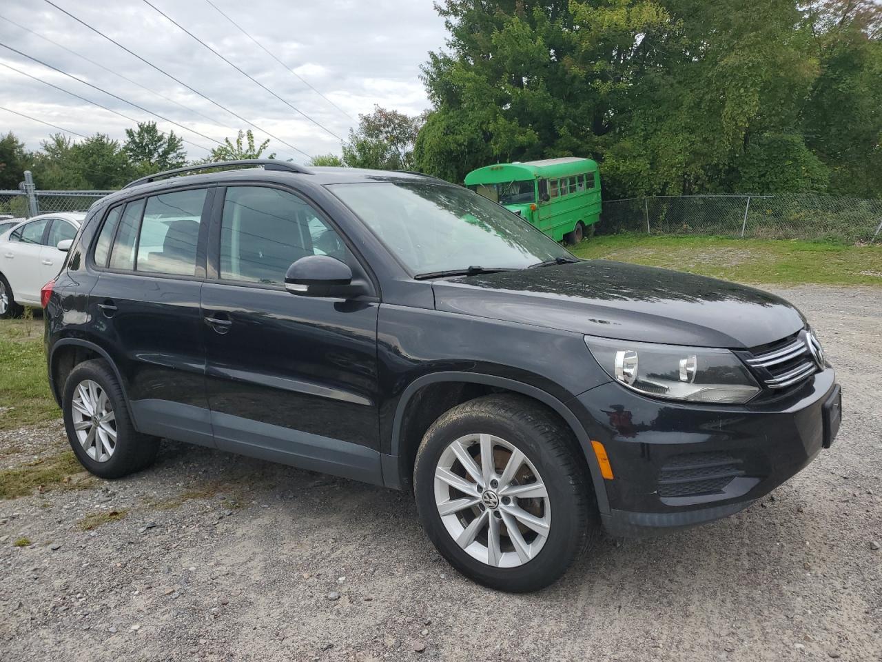 Volk Tiguan s