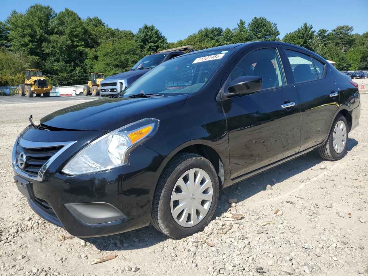 2019 Nissan Versa s S