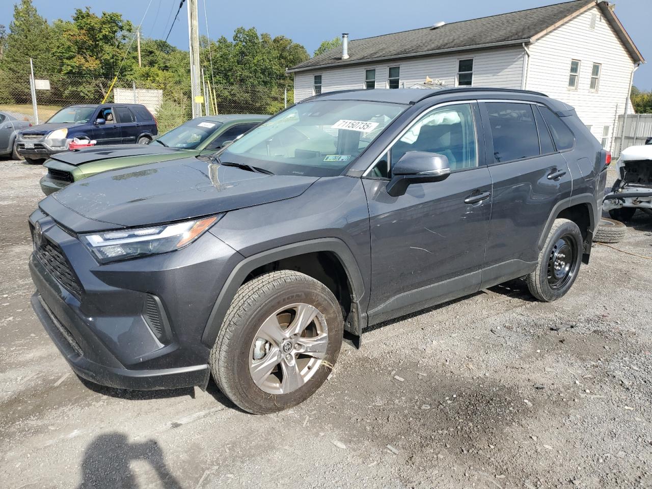 2025 Toyota Rav4 xle XLE