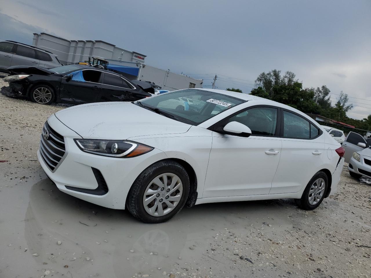 2017 Hyundai Elantra se SE