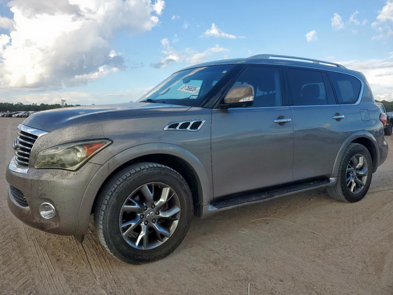 2011 Infiniti Qx56