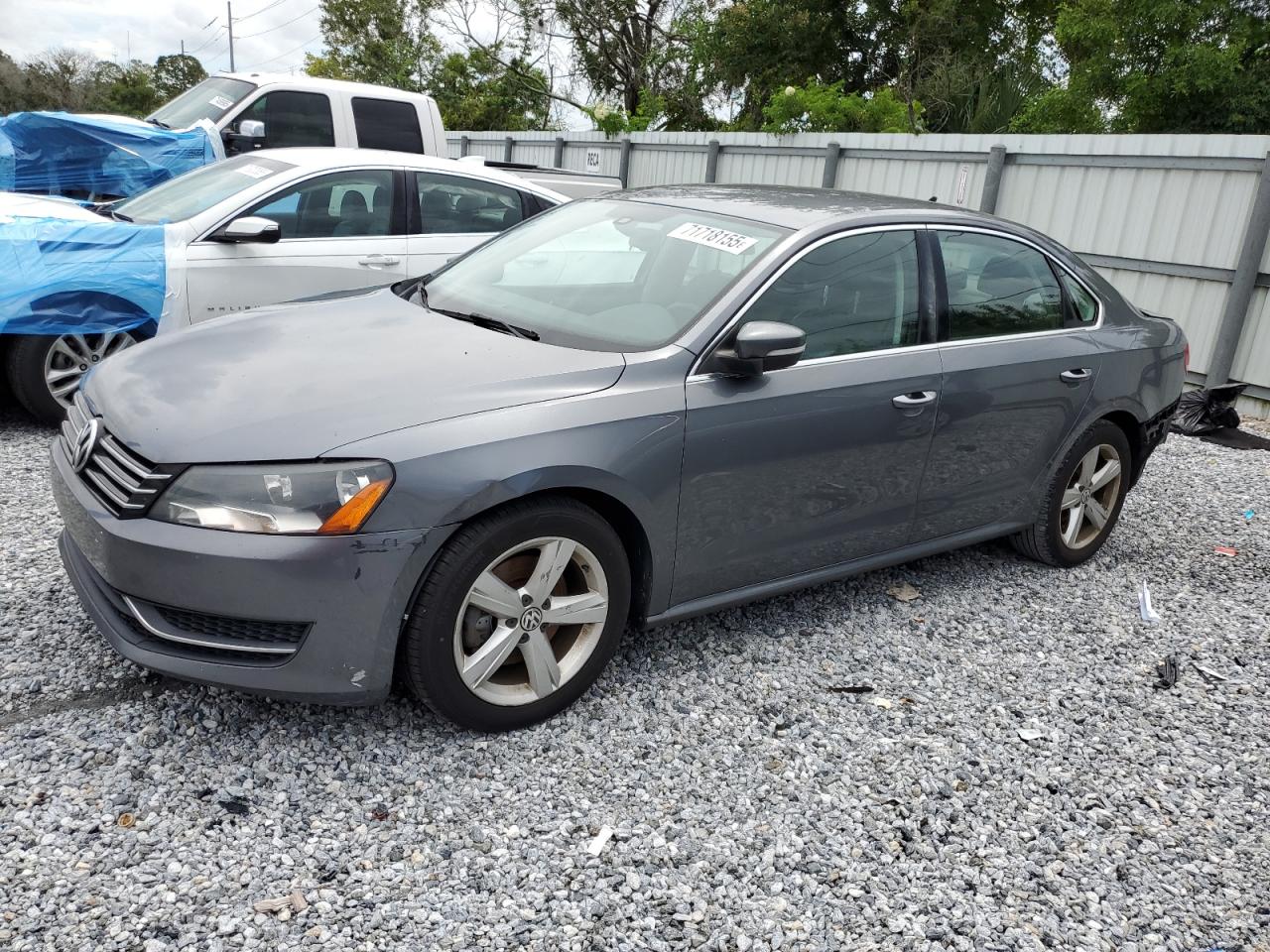 2013 Volkswagen Passat se SE