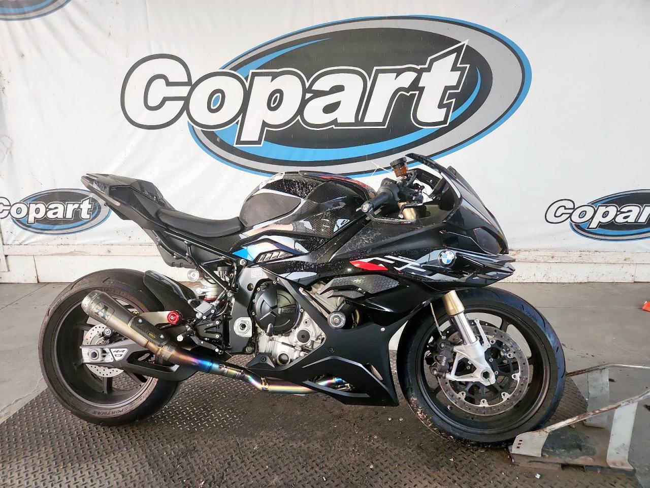 2024 BMW S 1000