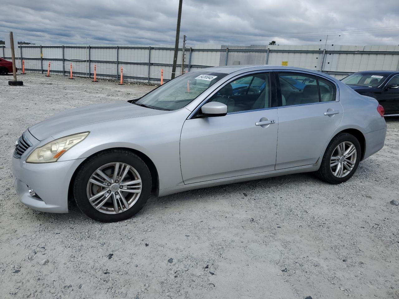 2011 Infiniti G37