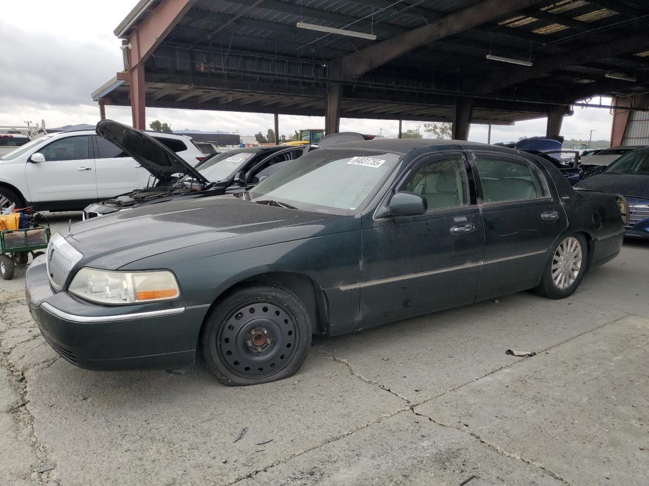 2003 Lincoln Town Car