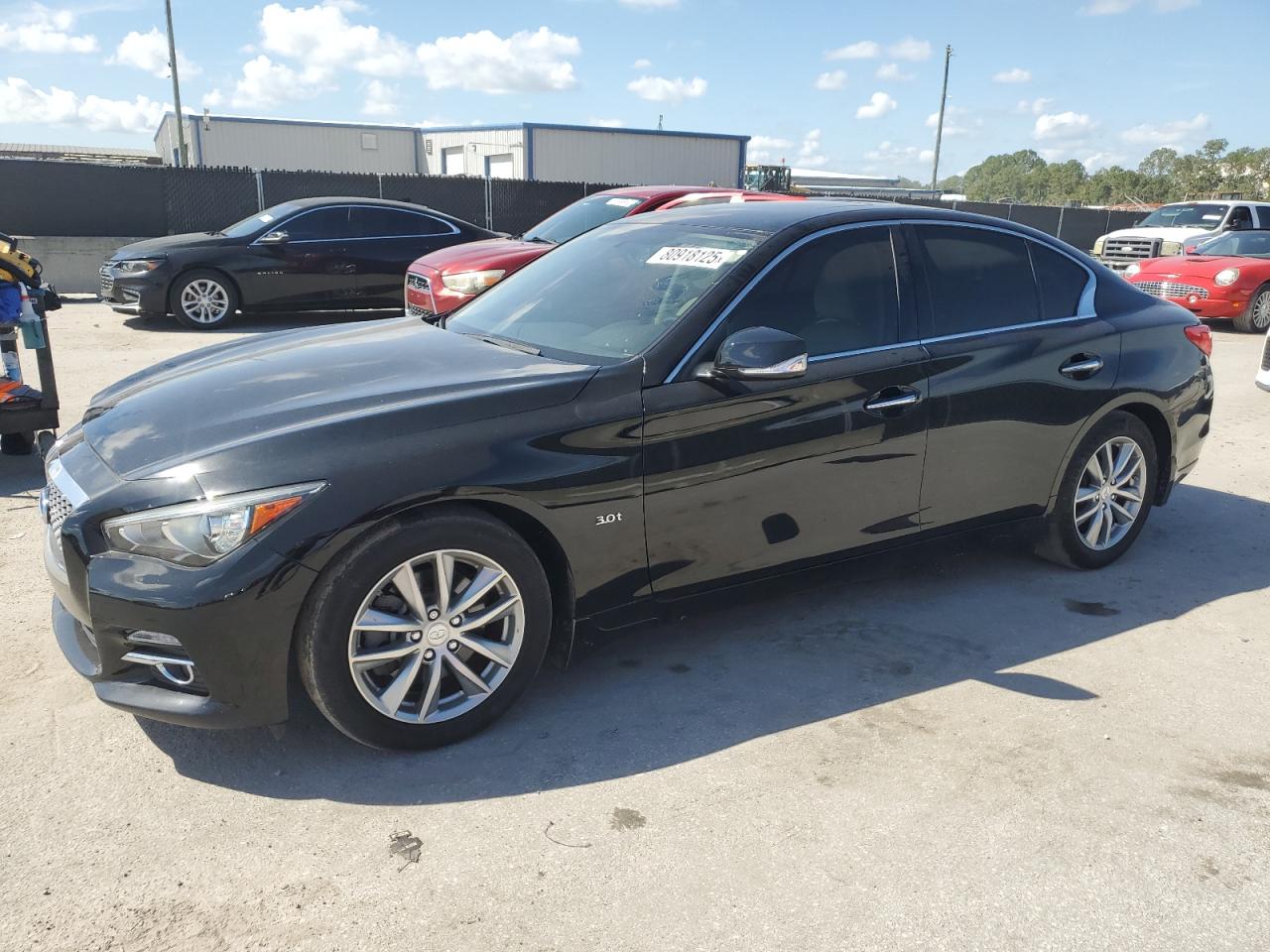 2017 Infiniti Q50 Premium