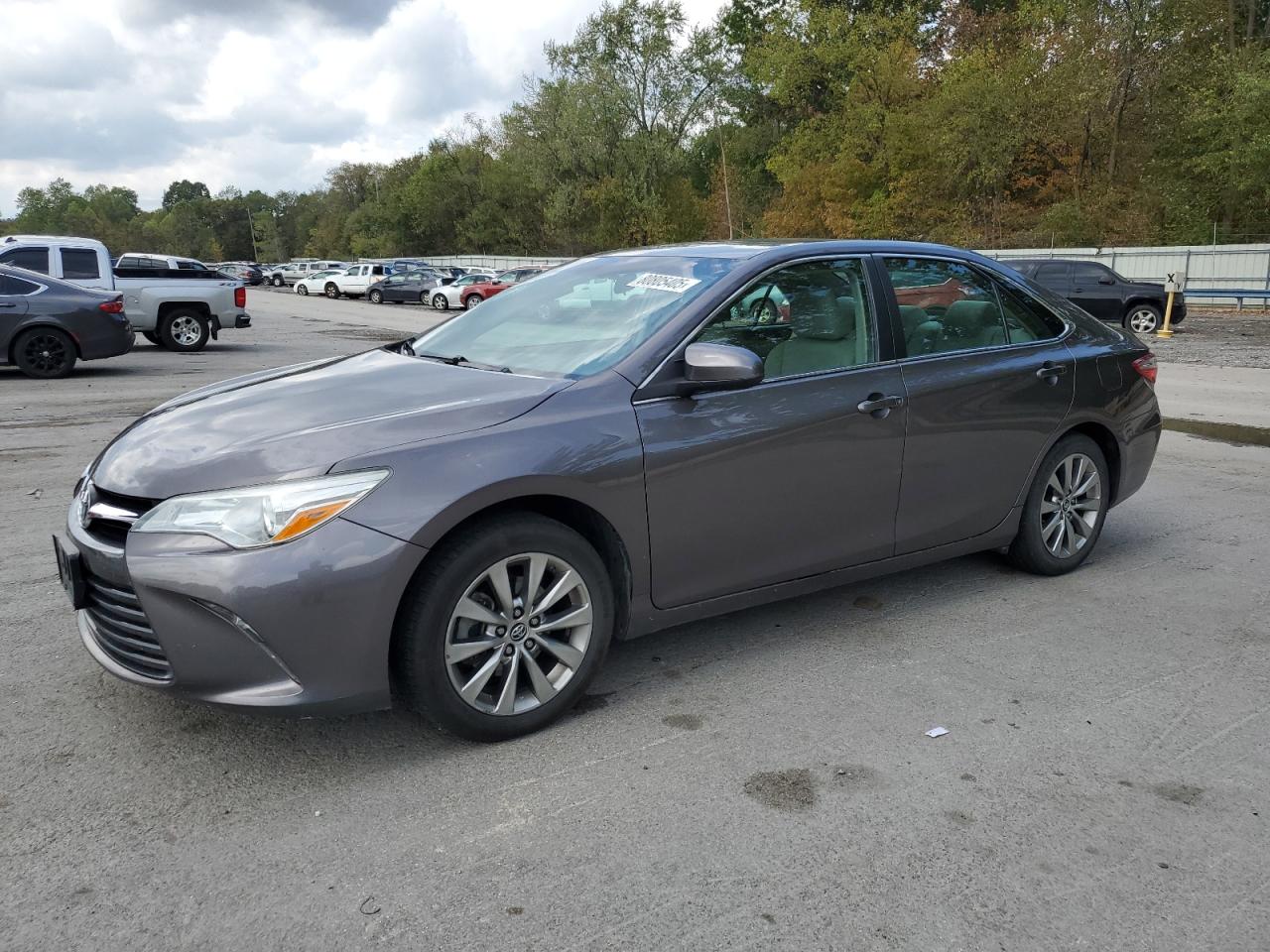 2015 Toyota Camry le LE