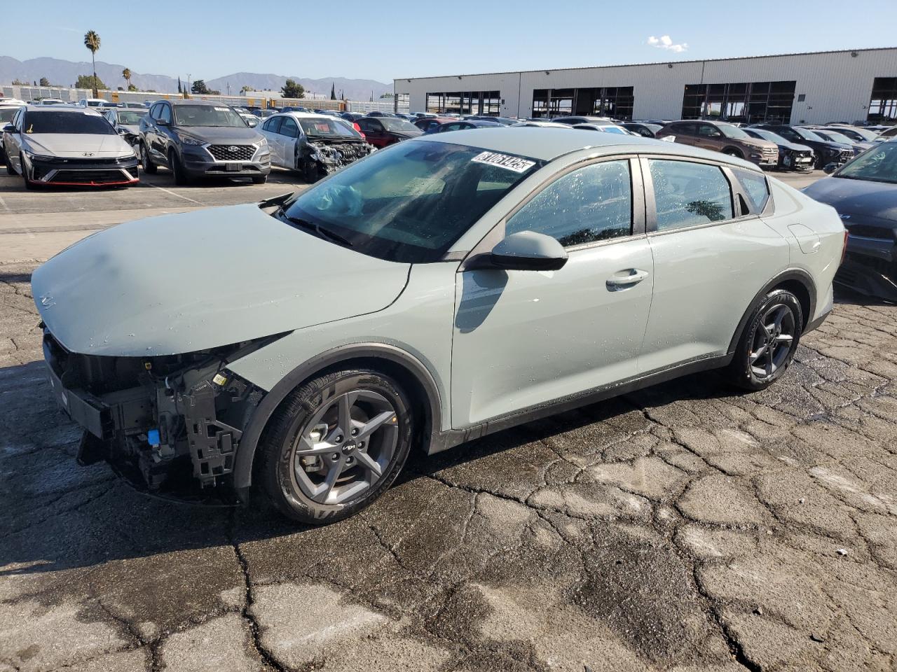 2025 Kia K4