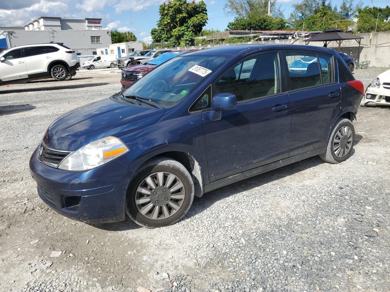 2012 Nissan Versa s S