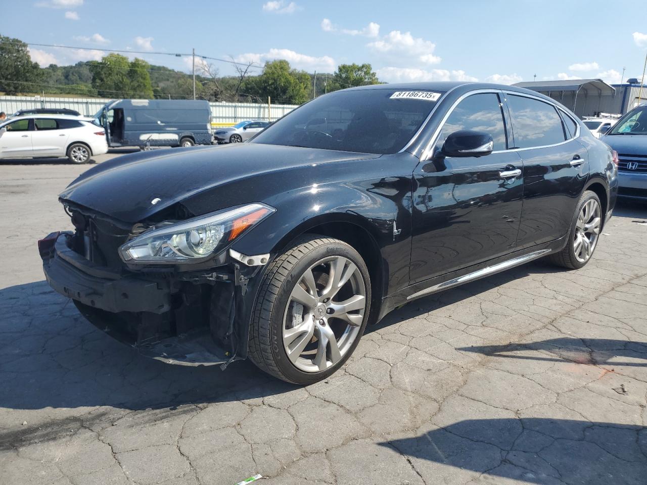 2015 Infiniti Q70