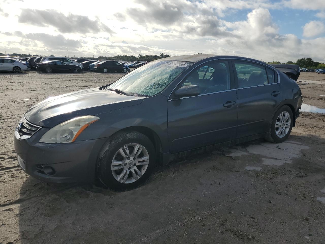 2011 Nissan Altima bas BASE