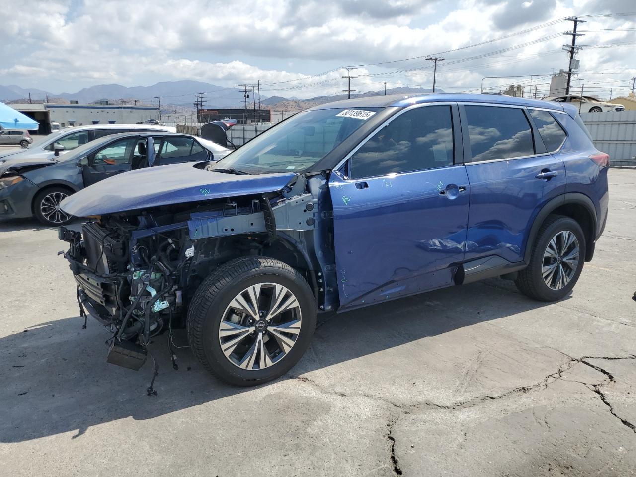 2023 Nissan Rogue sv SV