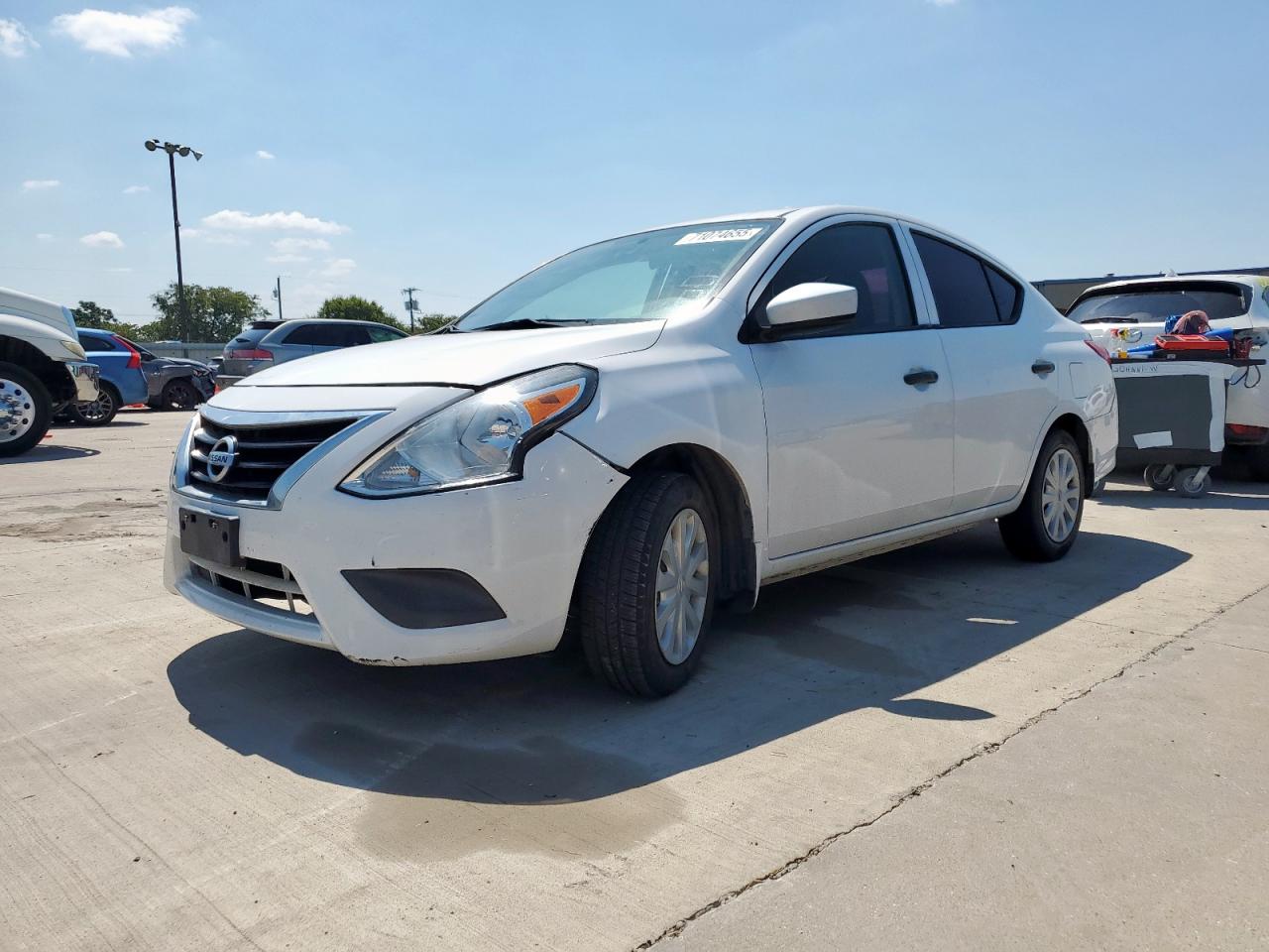2018 Nissan Versa s S