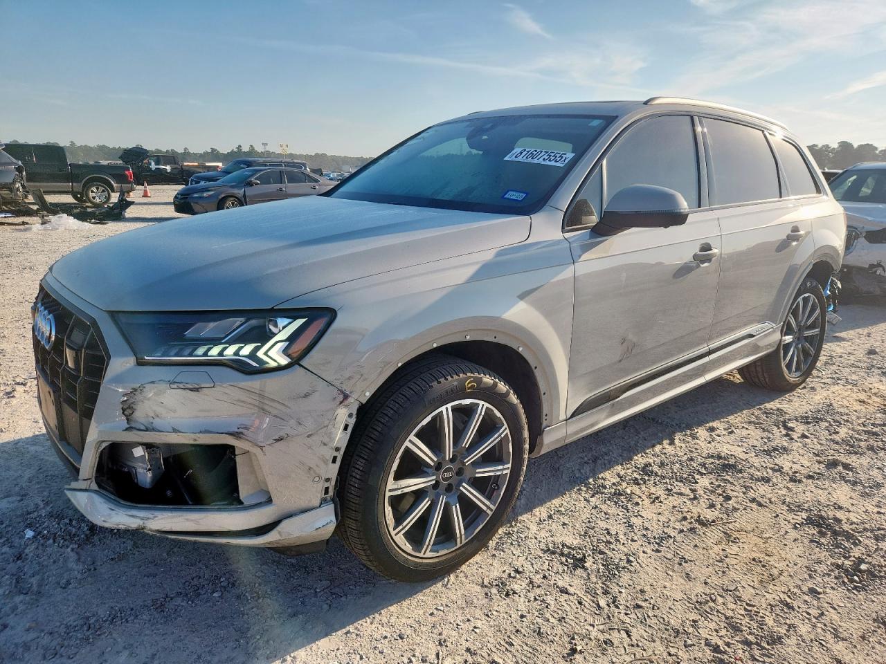 2024 Audi Q7 premium PREMIUM PLUS