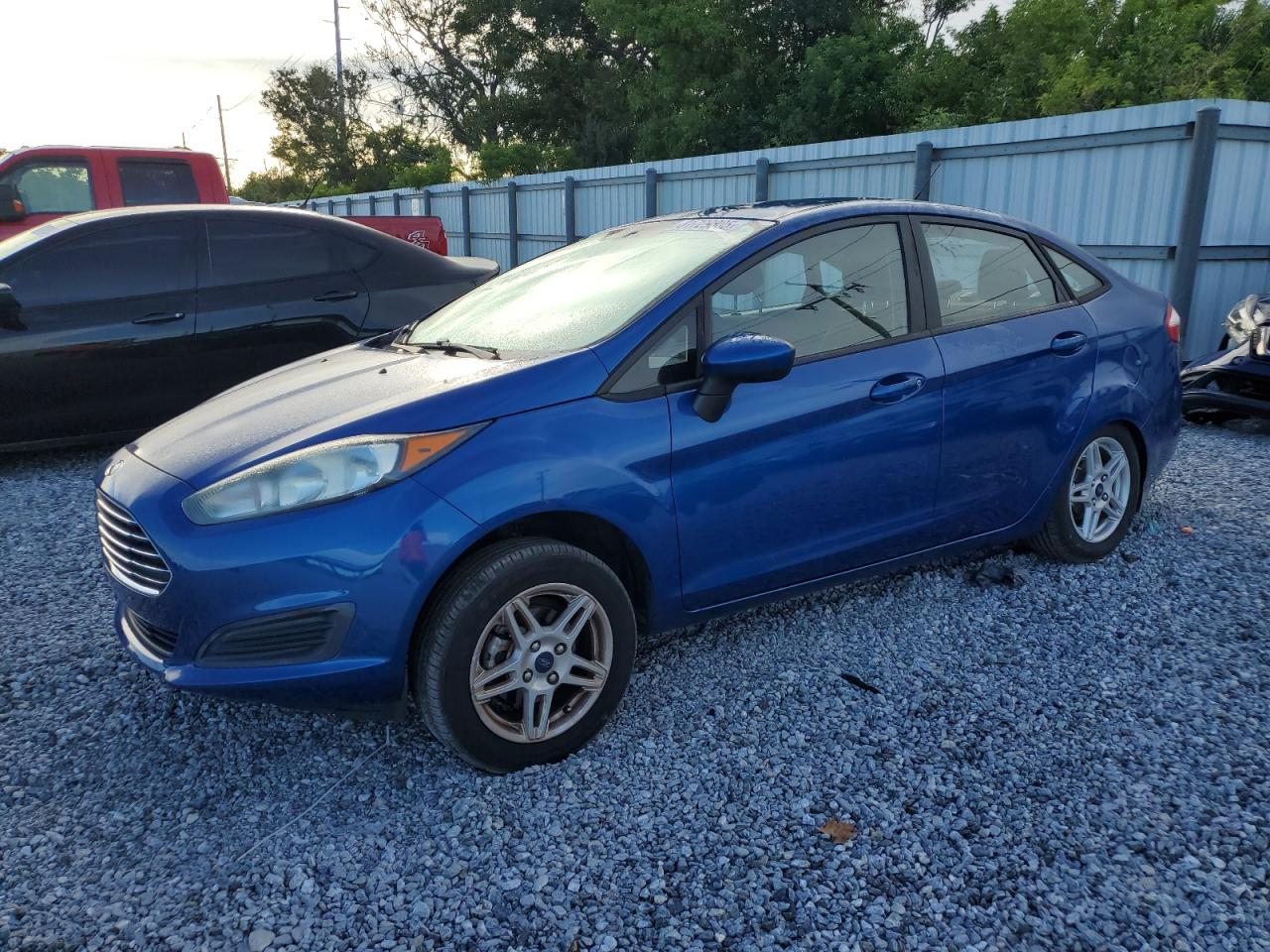 2018 Ford Fiesta se SE