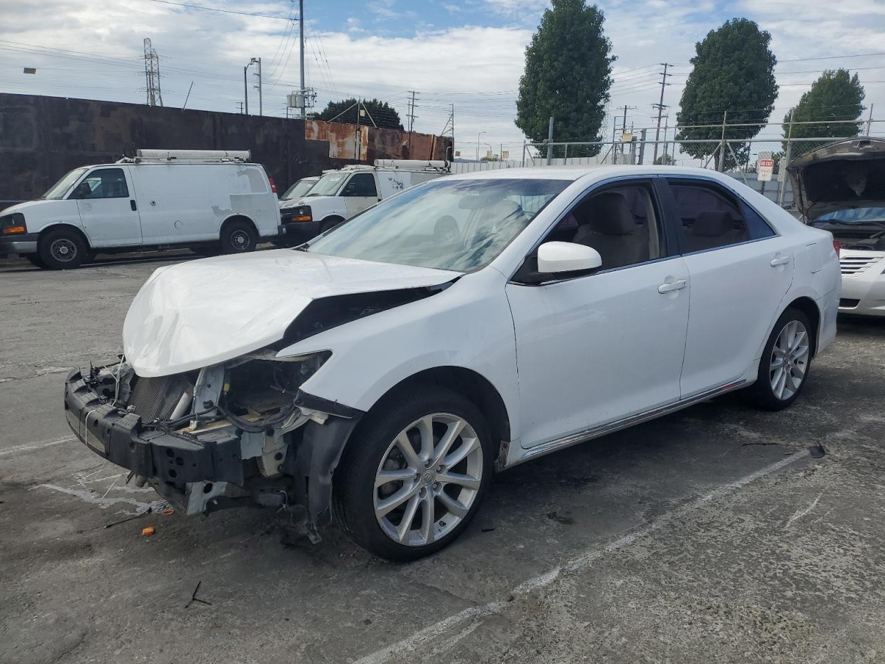 2014 Toyota Camry l L