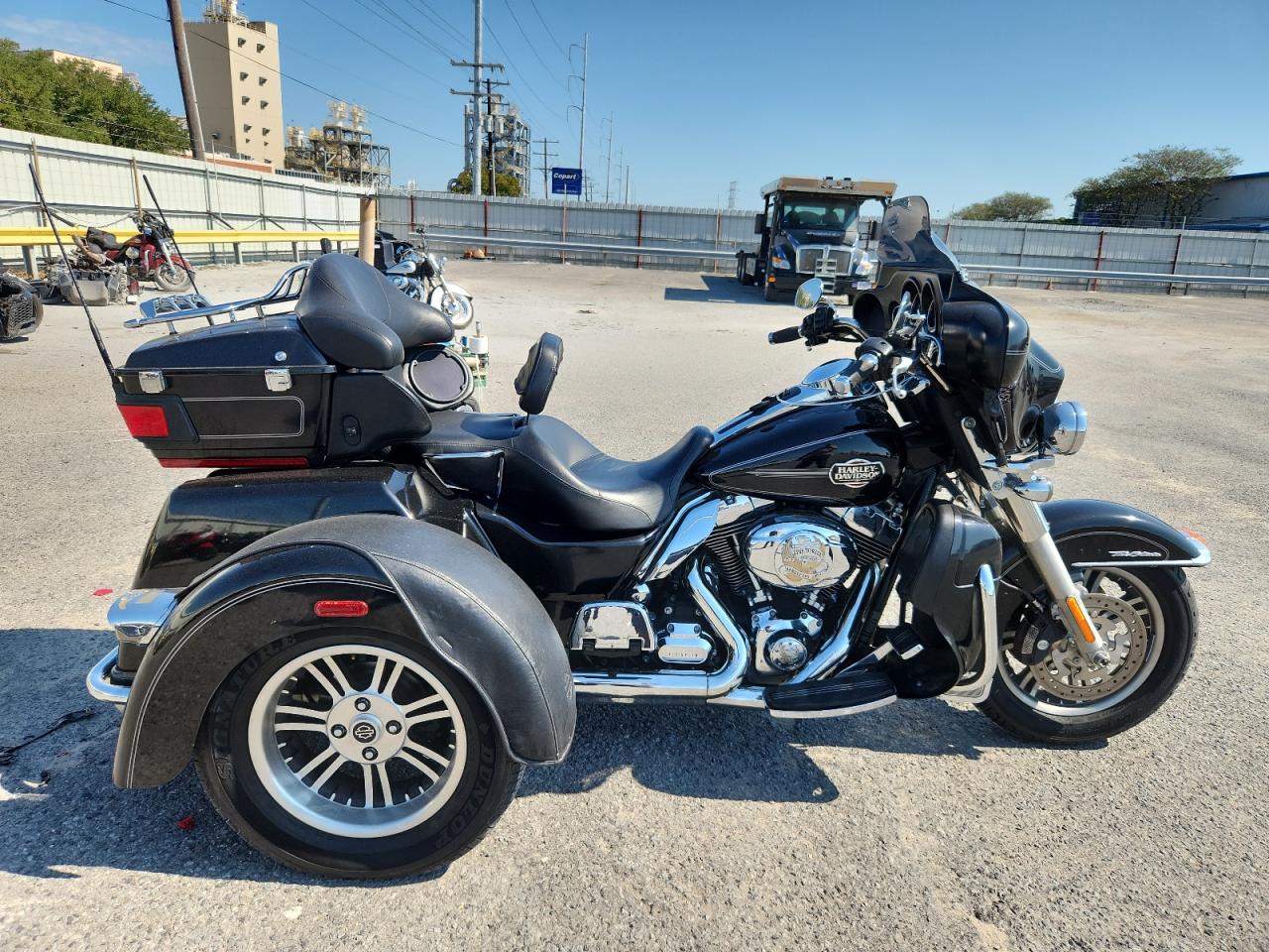 2013 Harley-davidson Flhtcutg Tri Glide Ultra Classic