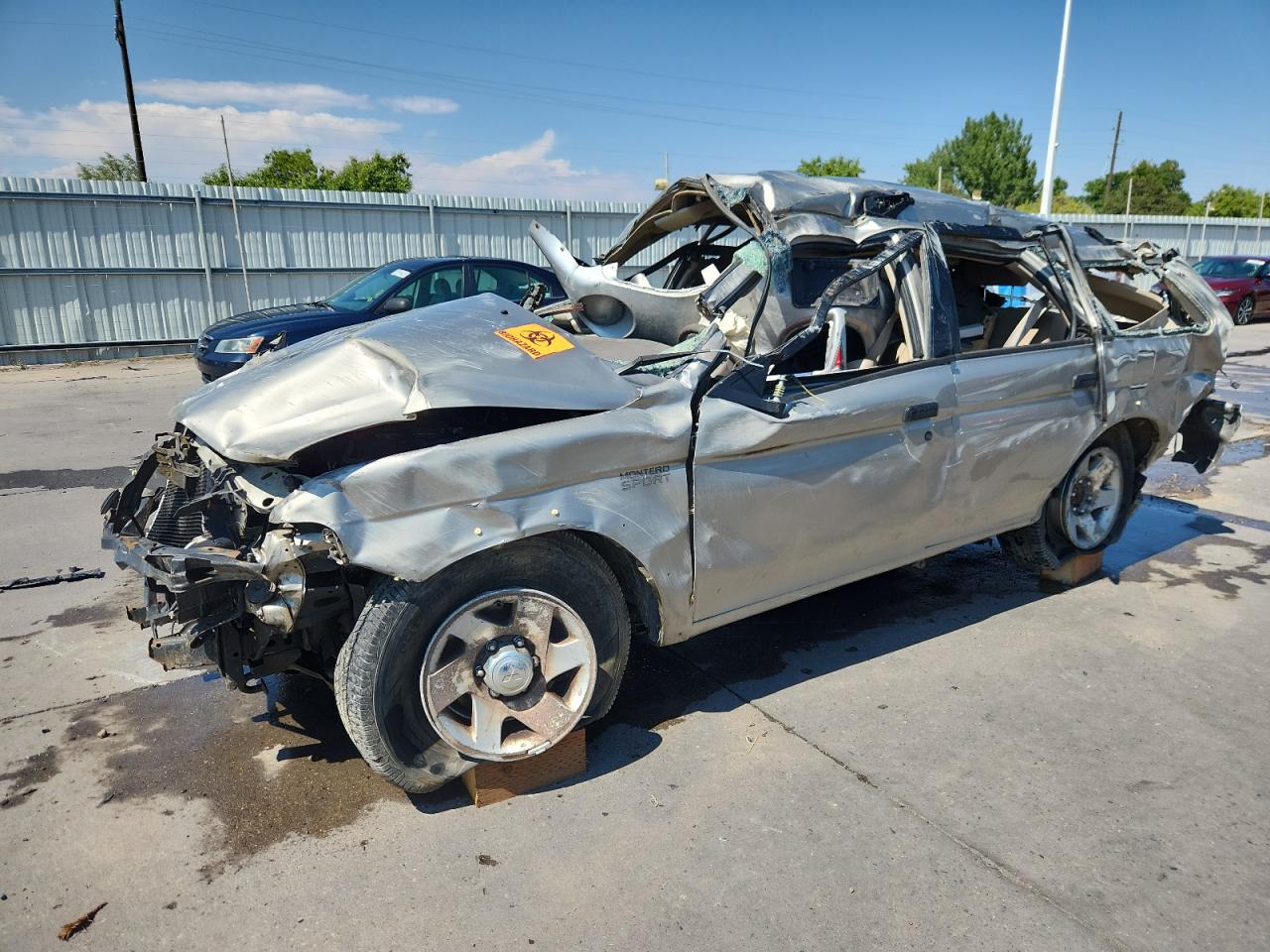 2004 Mitsubishi Montero