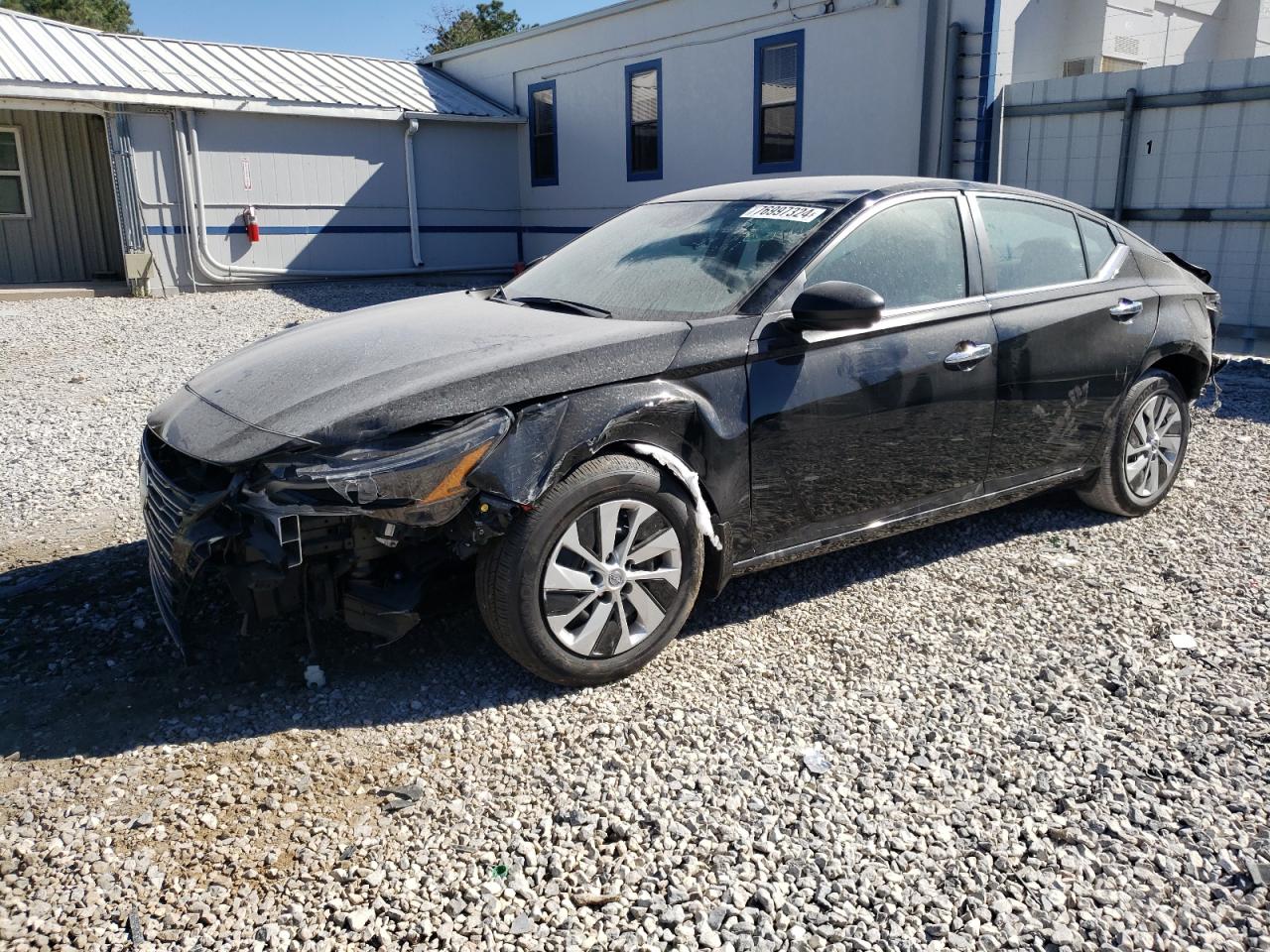 2024 Nissan Altima s S