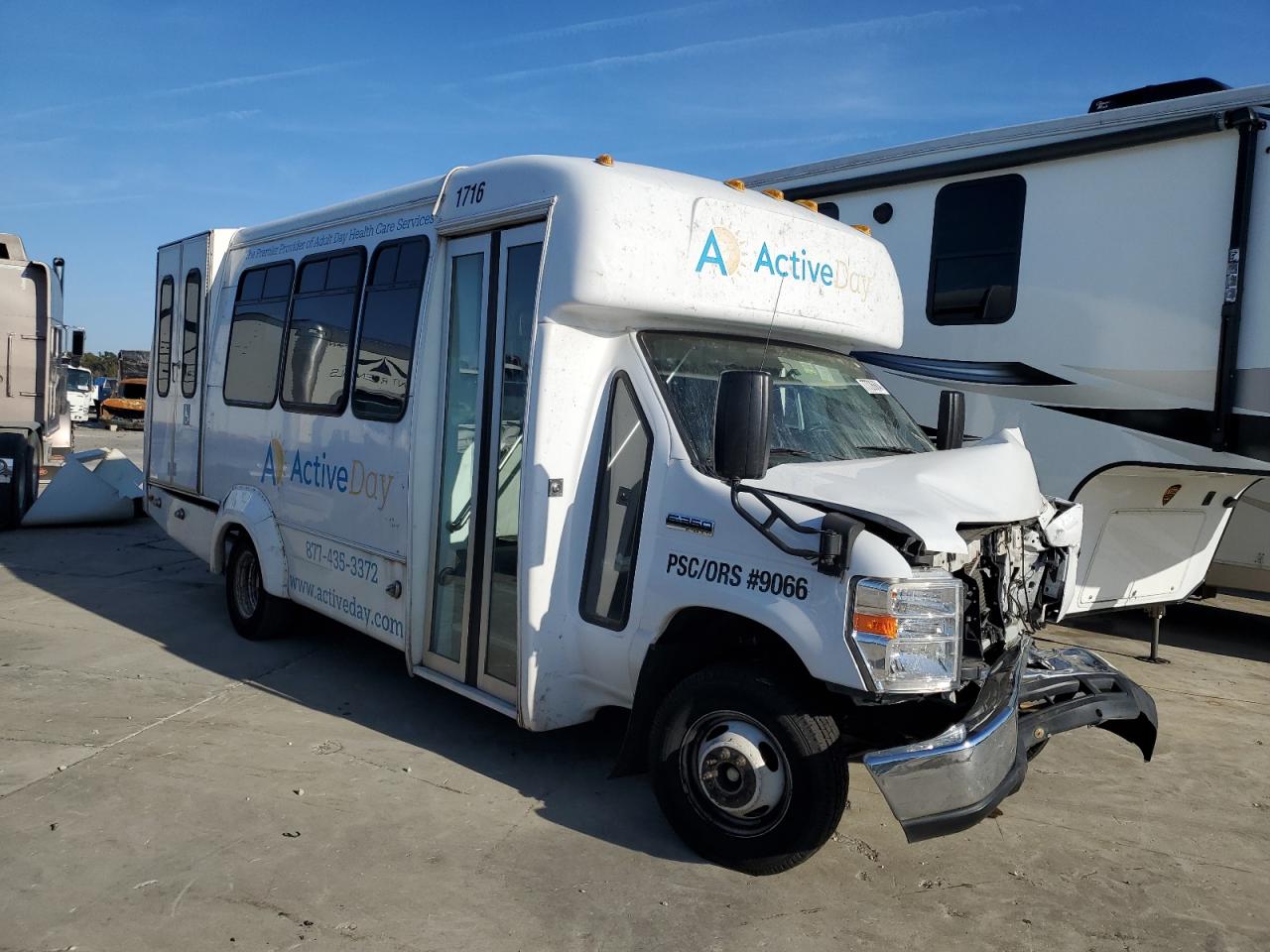 2017 Ford Econoline E350
