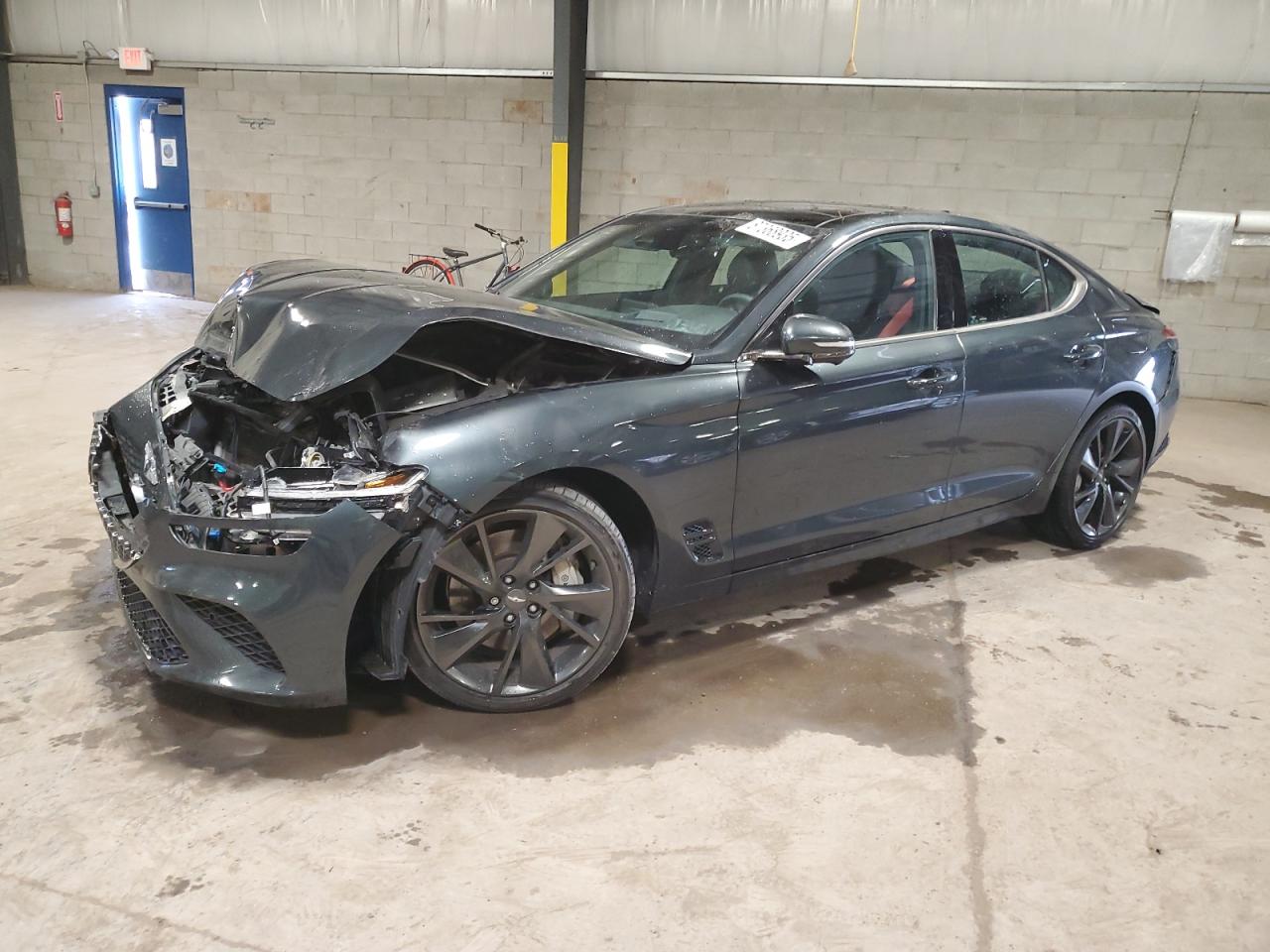 2023 Genesis G70