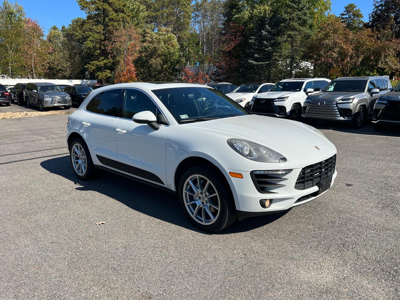 2015 Porsche Macan