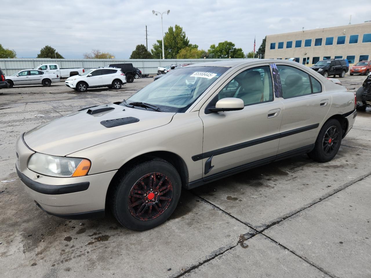 2004 Volvo S60