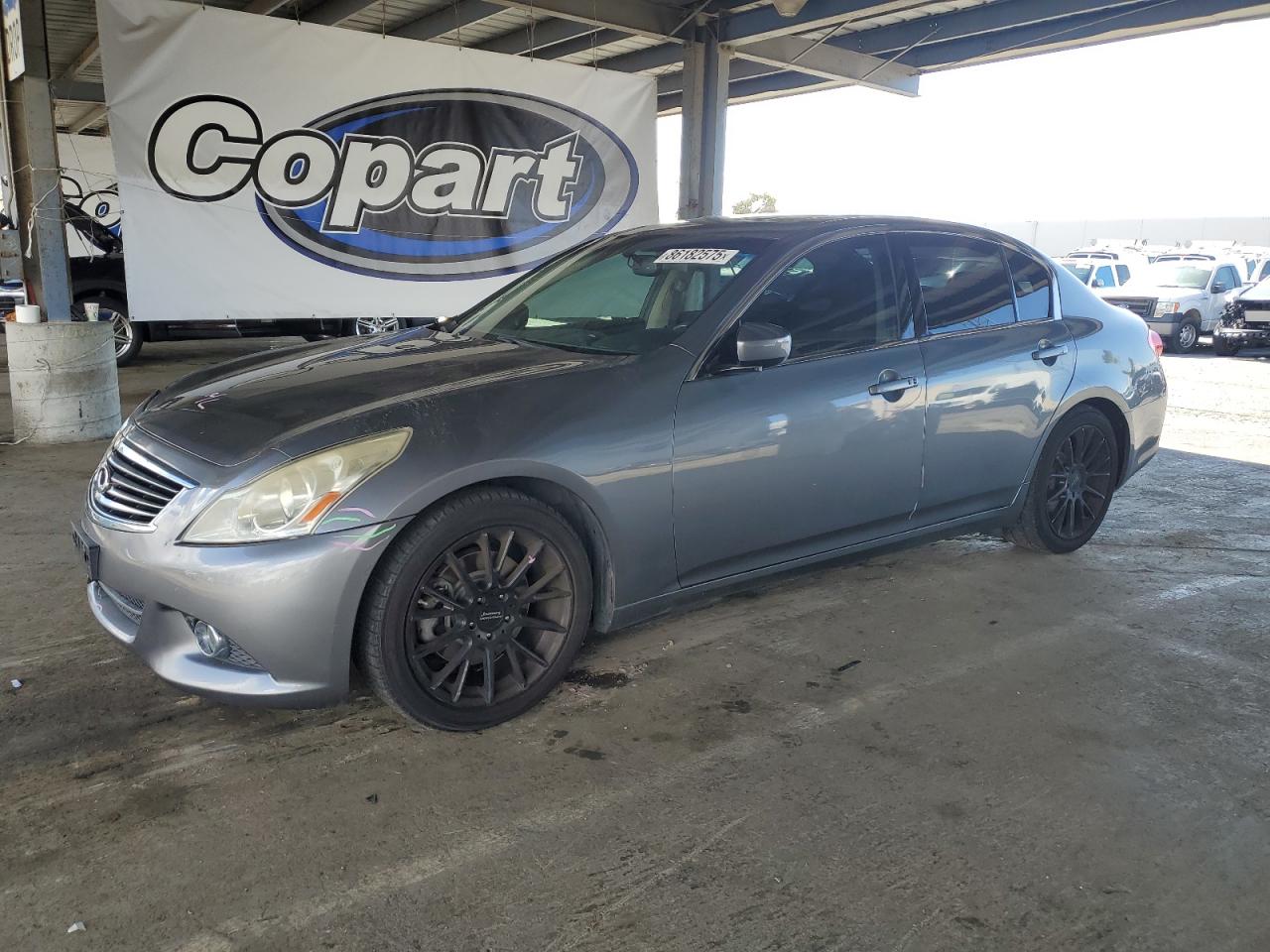 2011 Infiniti G37