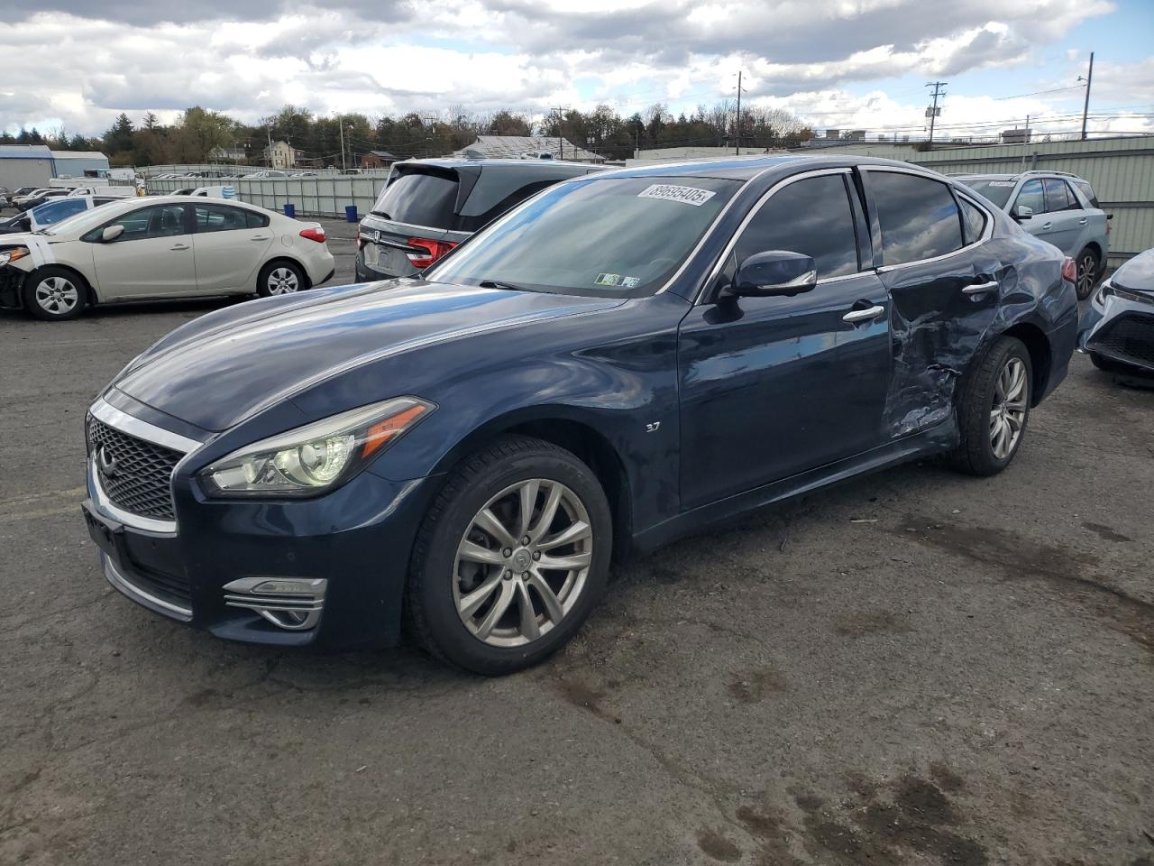 2018 Infiniti Q70
