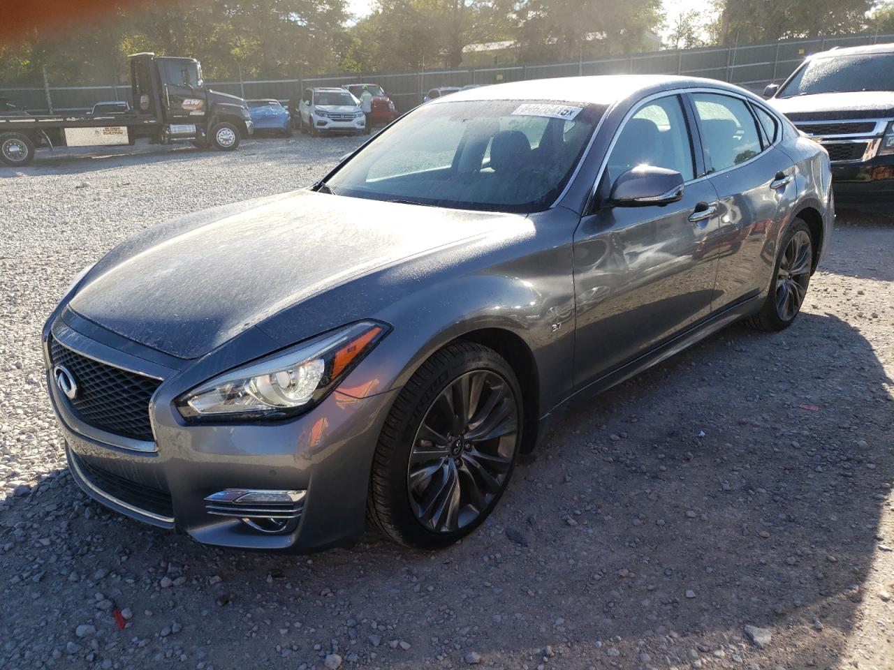 2017 Infiniti Q70