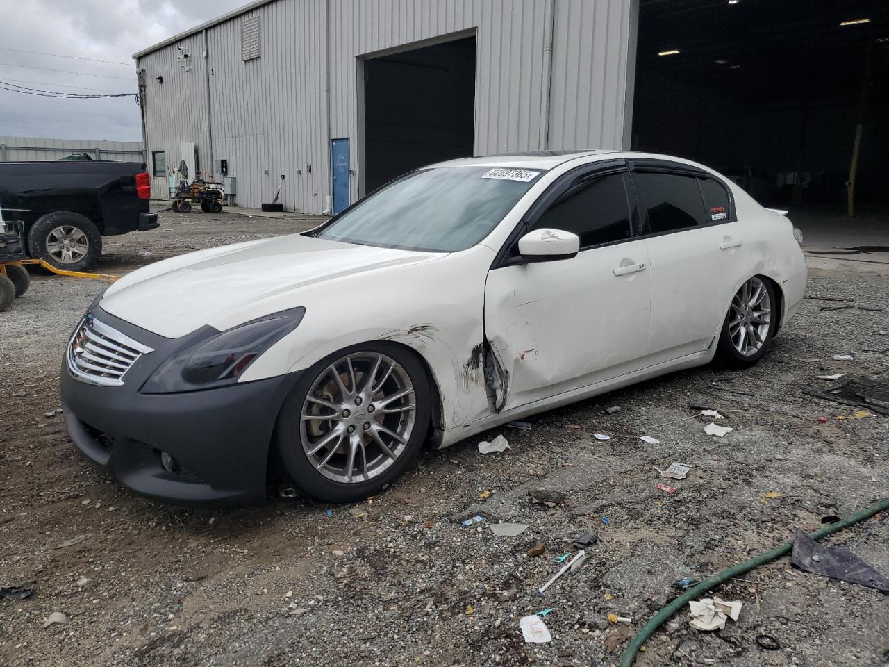 2009 Infiniti G37