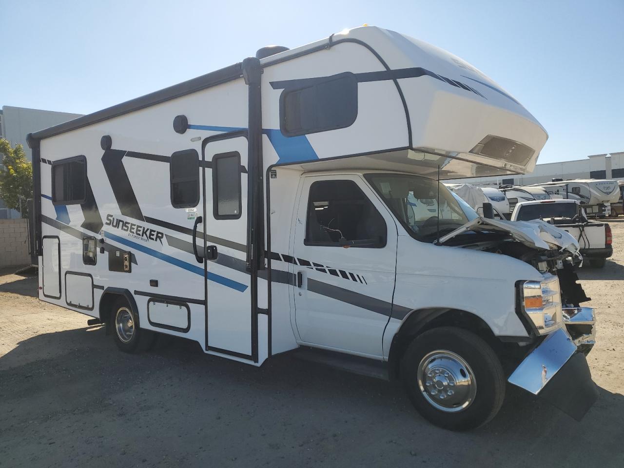 2024 Ford Econoline E350