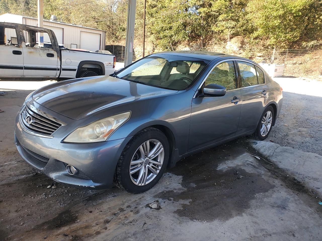 2010 Infiniti G37