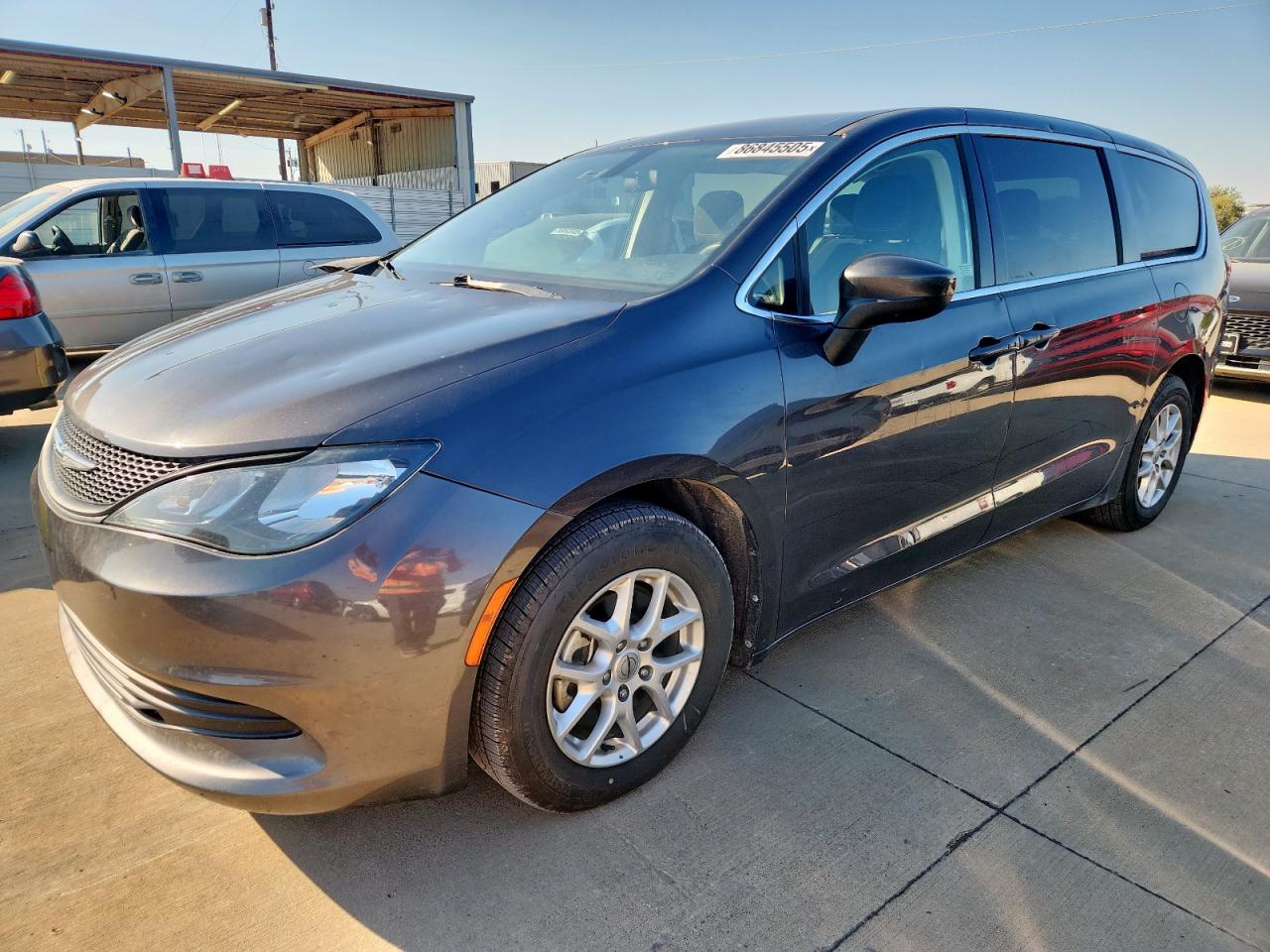 2022 Chrysler Voyager