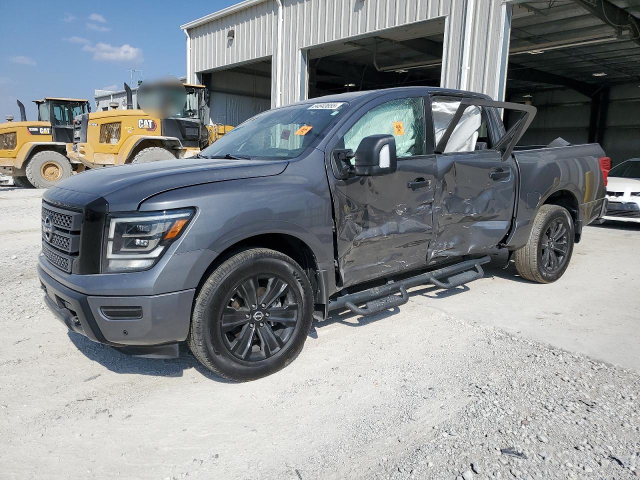2023 Nissan Titan