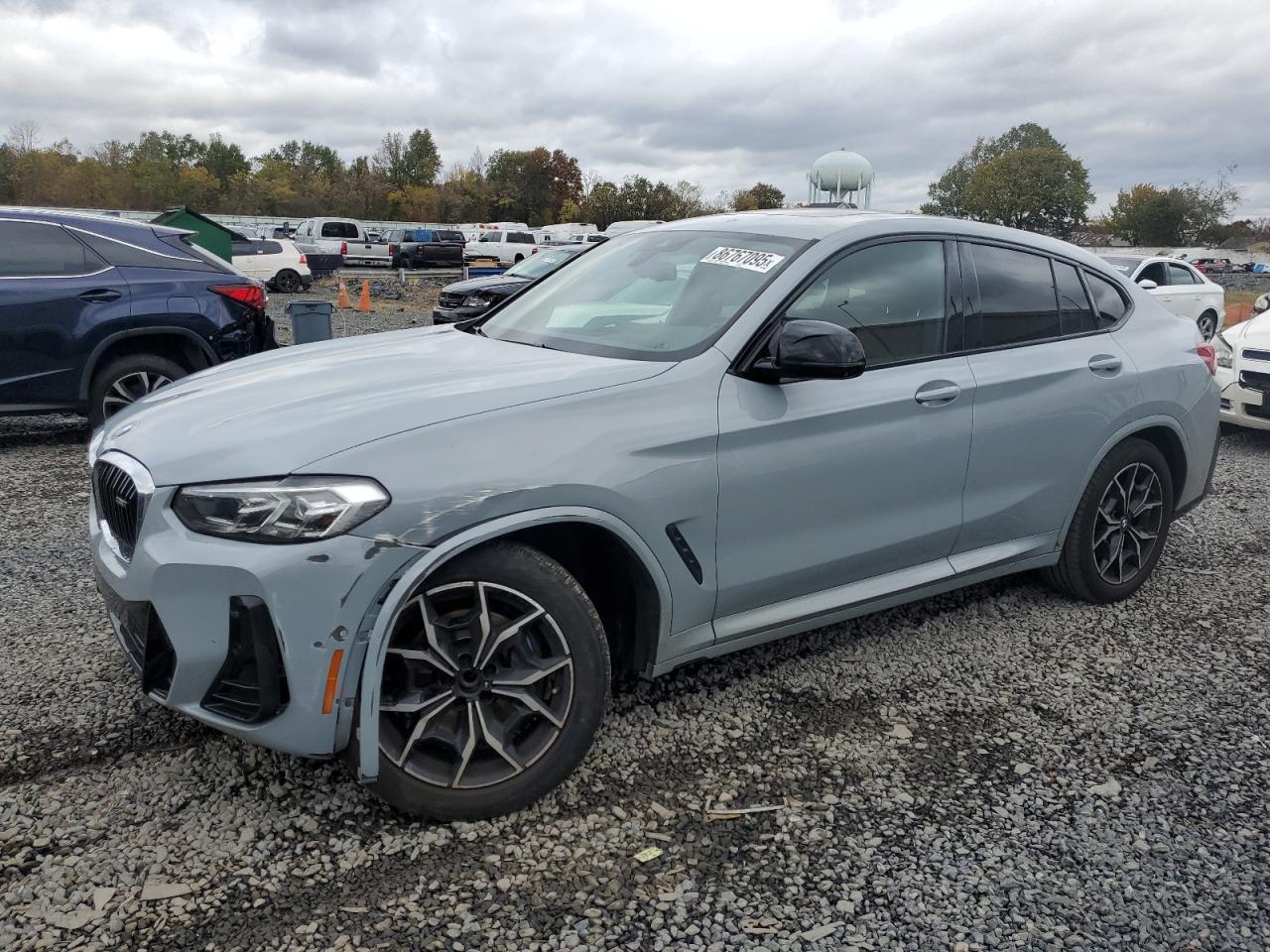 2022 BMW X4
