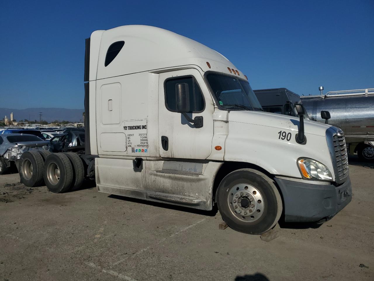 2017 Freightliner Cascadia 125